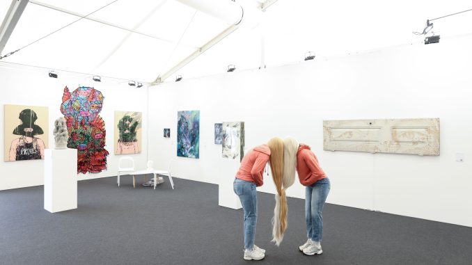 Titel ART WEEK