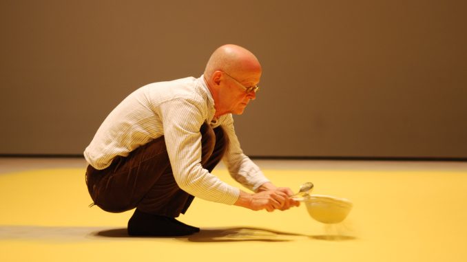 Wolfgang Laib, Blütenstaub von Haselnuss (Detail), 2013